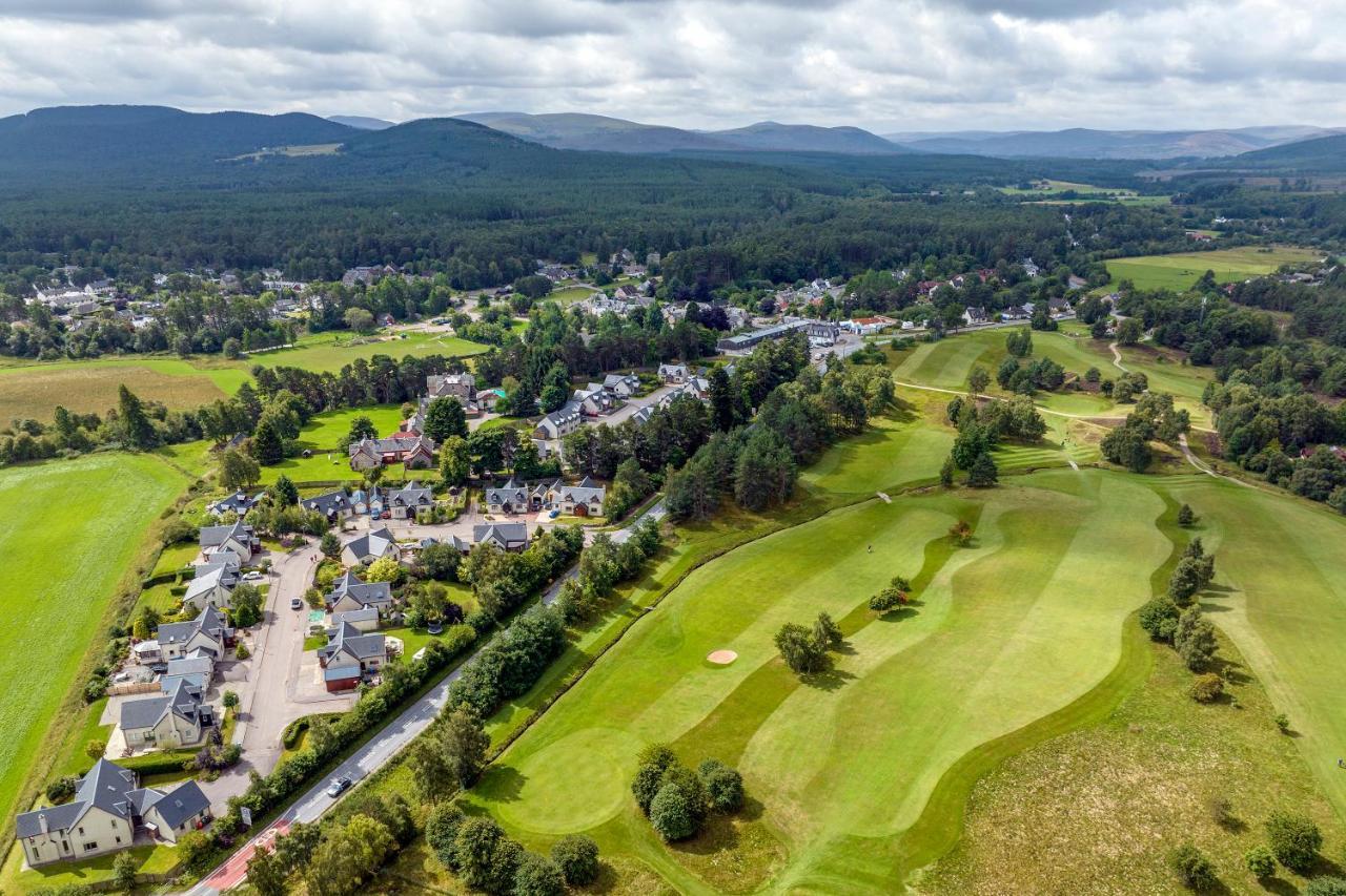 Reuben'S Highland Retreat - Speyside Villa Carrbridge Exterior photo